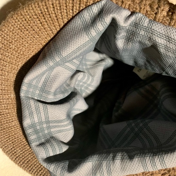 🔥RARE ADIDAS cabbie beanie hat 🧢 - Picture 3 of 9